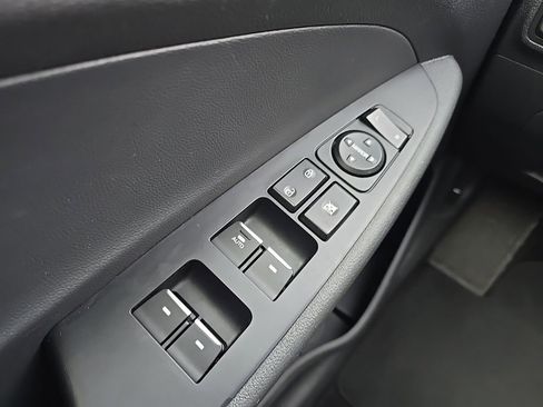 Used 2019 Hyundai Tucson Limited image 16