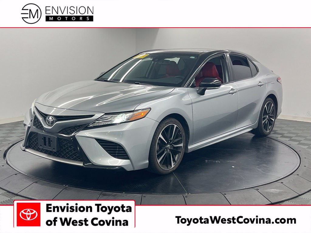 Used 2019 Toyota Camry XSE FWD image 1