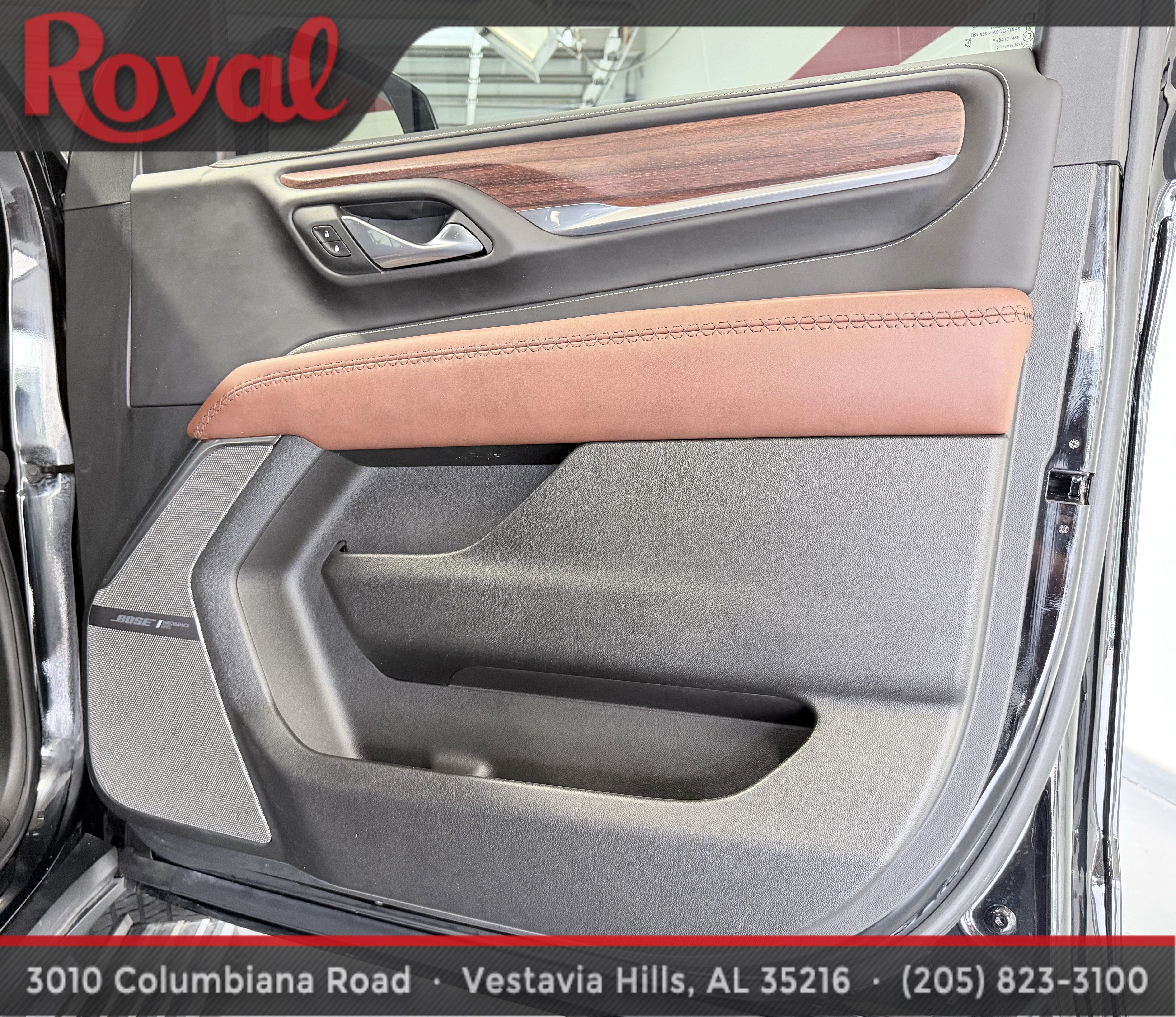 Used 2023 GMC Yukon XL Denali Ultimate AWD/4WD image 13