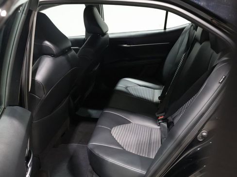 Used 2023 Toyota Camry SE image 16