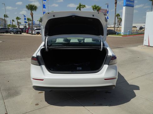 Used 2026 Honda Accord SE image 7