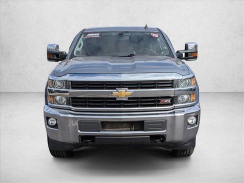 Used 2015 Chevrolet Silverado 3500 LTZ image 2