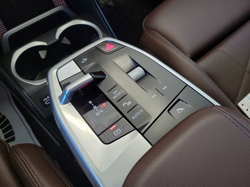 Used 2024 BMW X1 M35i w/ M Sport Professional Package image 24