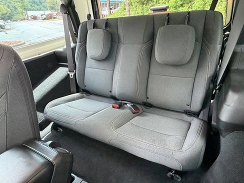 Used 2025 Jeep Wrangler Sport AWD/4WD image 27