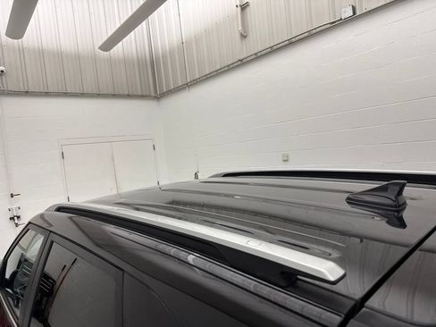 Used 2021 Kia Seltos S FWD image 12