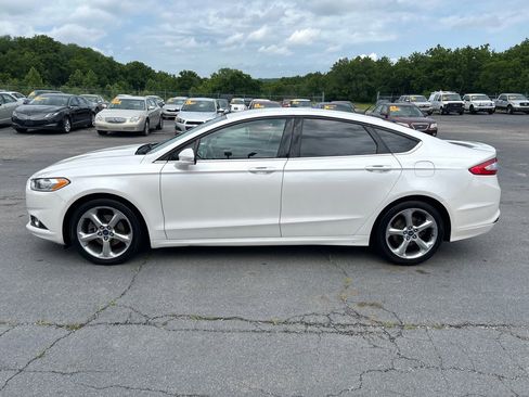 Used 2013 Ford Fusion SE FWD image 1