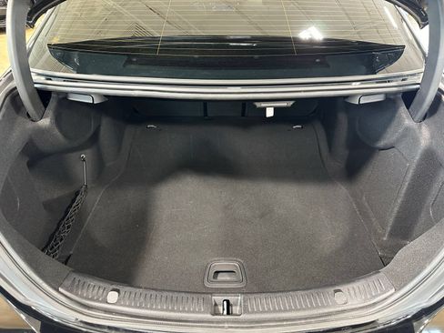 Used 2023 Mercedes-Benz E 350 Sedan image 40