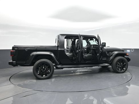 Used 2022 Jeep Gladiator Overland AWD/4WD image 68