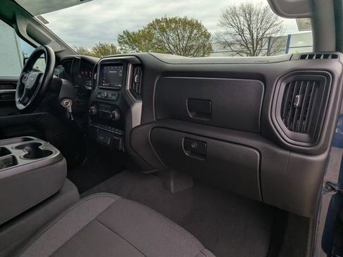 Used 2022 Chevrolet Silverado 1500 Custom w/ LPO, Dark Essentials Package image 22