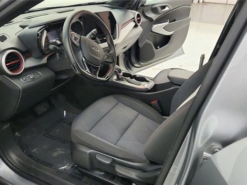 Used 2024 Chevrolet Trax RS w/ Driver Confidence Package image 22