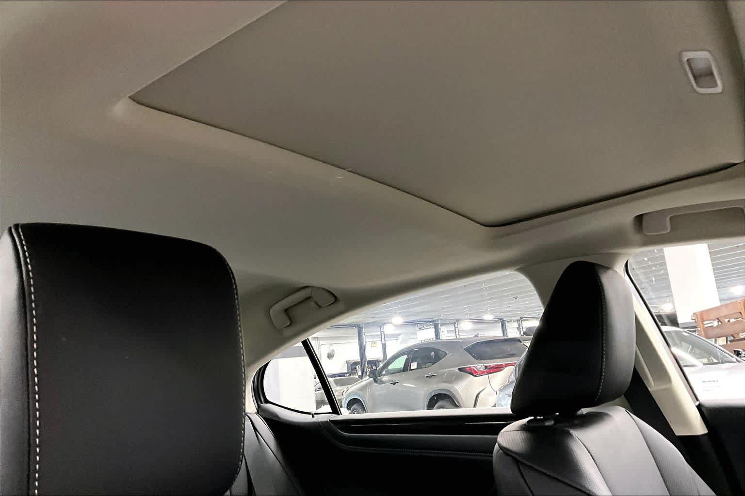 Used 2025 Lexus ES 350 w/ Accessory Package (Z2) FWD image 13