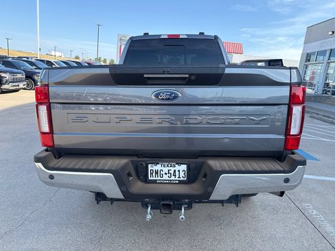 Used 2022 Ford F250 Lariat w/ Lariat Ultimate Package AWD/4WD image 9