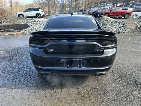 Used 2015 Dodge Charger R/T w/ Plus Group image 4