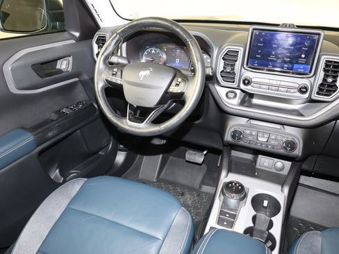 Used 2022 Ford Bronco Sport Outer Banks w/ Tech Package image 9