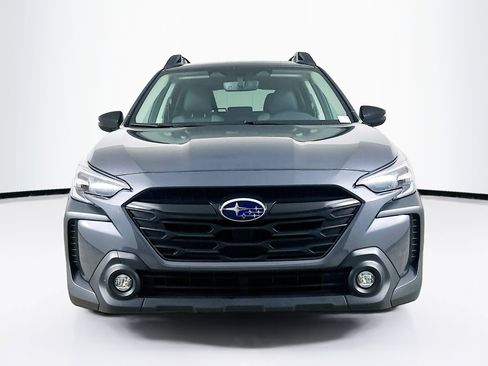 Used 2025 Subaru Outback Onyx Edition AWD/4WD image 2