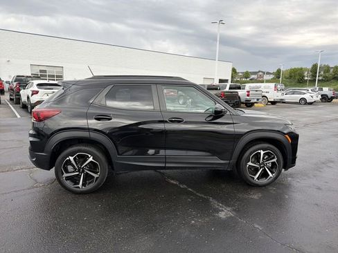 Used 2022 Chevrolet TrailBlazer RS AWD/4WD image 3