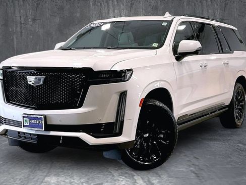 Used 2021 Cadillac Escalade ESV Sport Platinum w/ LPO, ONYX Package AWD/4WD image 1