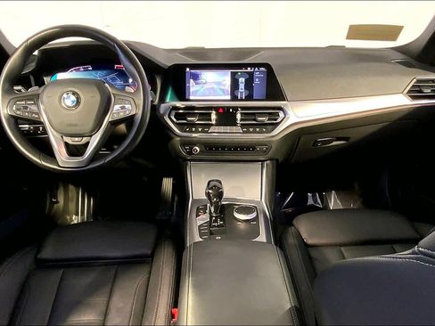 Used 2020 BMW 330i xDrive Sedan w/ Premium Package image 14
