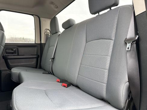 Used 2018 RAM 1500 Express w/ Express Value Package image 28