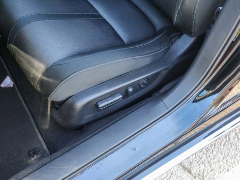 Used 2018 Honda Accord EX image 8