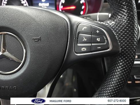 Used 2019 Mercedes-Benz GLC 300 4MATIC image 25