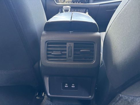 Used 2025 Nissan Rogue SV image 24