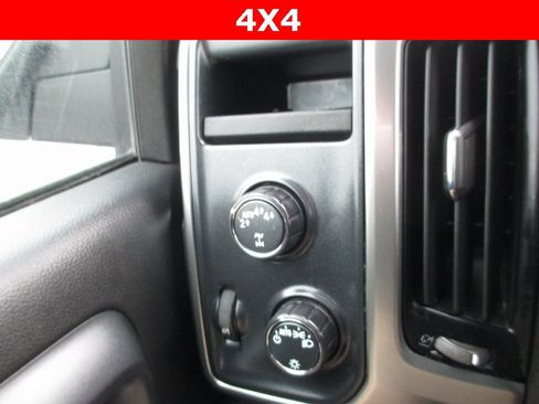 Used 2018 Chevrolet Silverado 1500 LT image 21