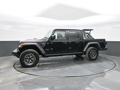 Used 2024 Jeep Gladiator Rubicon w/ Convenience Group image 9