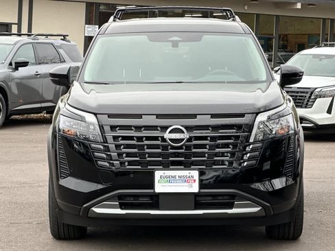 New 2026 Nissan Pathfinder SL image 10