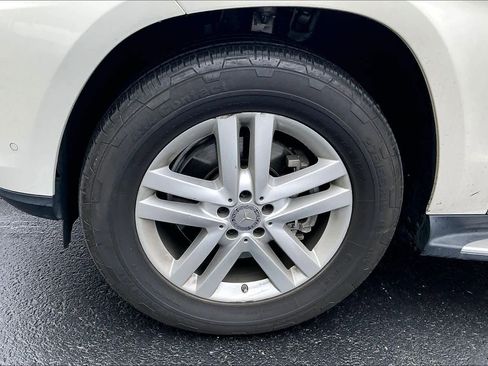 Used 2014 Mercedes-Benz GL 450 4MATIC image 12