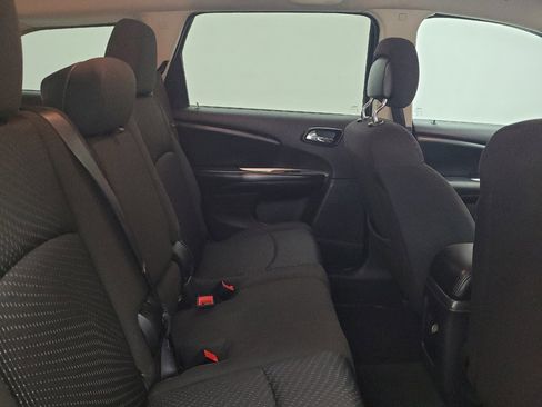 Used 2018 Dodge Journey SE w/ Blacktop Package FWD image 19