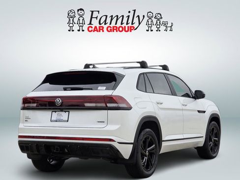 New 2026 Volkswagen Atlas Cross Sport SEL R-Line AWD/4WD image 4