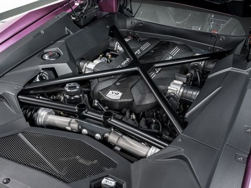 Used 2018 Lamborghini Aventador S image 53