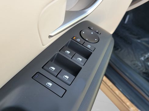 New 2026 Hyundai Tucson SE image 19