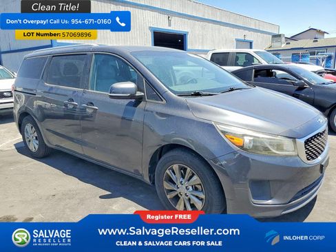 Used 2016 Kia Sedona LX w/ Option Group 020 FWD image 5