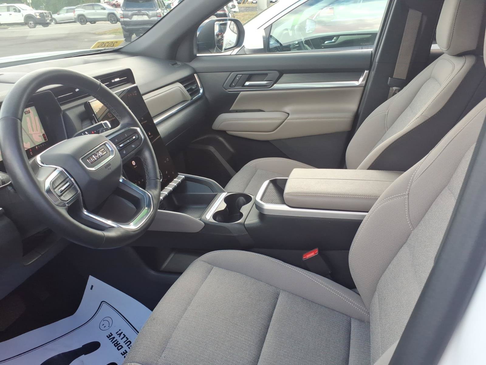 Used 2026 GMC Terrain Elevation AWD/4WD image 7