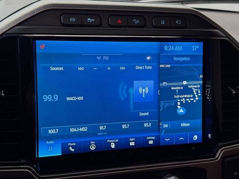 Used 2022 Ford F350 Platinum w/ FX4 Off-Road Package image 17