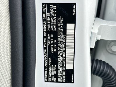 New 2026 Volvo V60 B5 Cross Country Plus w/ Climate Package image 35