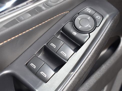 Used 2021 Chevrolet Traverse RS w/ LPO, Floor Liner Package image 28