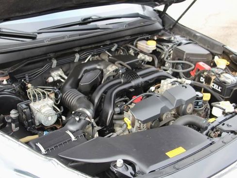 Used 2016 Subaru Legacy 2.5i Limited image 12