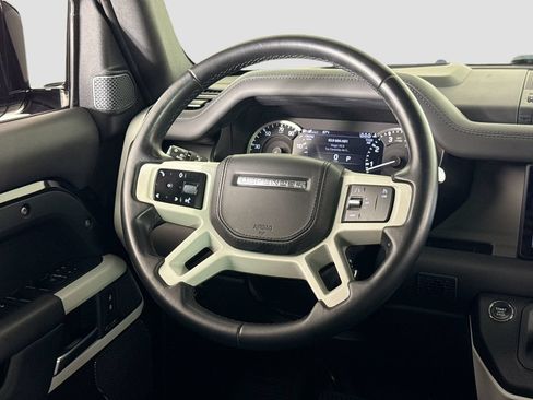 Used 2023 Land Rover Defender 110 X-Dynamic SE AWD/4WD image 20