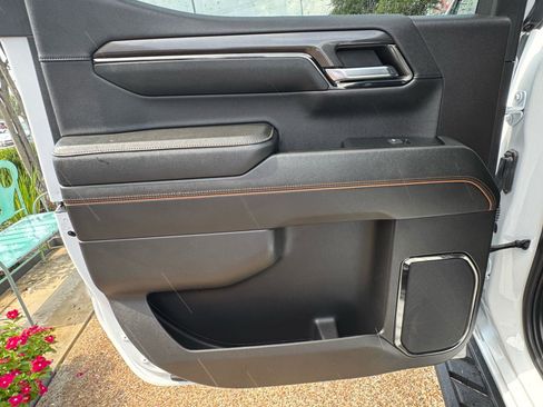 Used 2024 GMC Sierra 1500 AT4 w/ AT4 Premium Package image 32