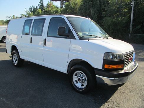 Used 2023 GMC Savana 2500 w/ Driver Convenience Package image 1