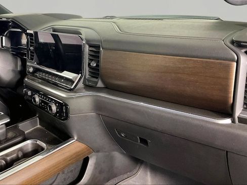 Certified 2024 Chevrolet Silverado 1500 High Country w/ Technology Package AWD/4WD image 22
