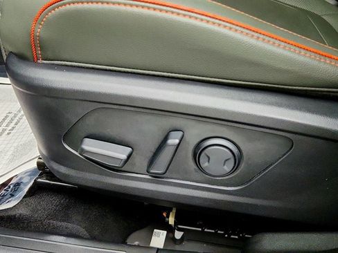 Used 2022 Hyundai Santa Cruz Limited AWD/4WD image 11