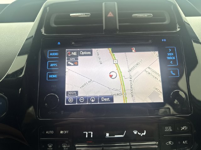 Used 2017 Toyota Prius Three w/ Advanced Technology Package FWD image 21