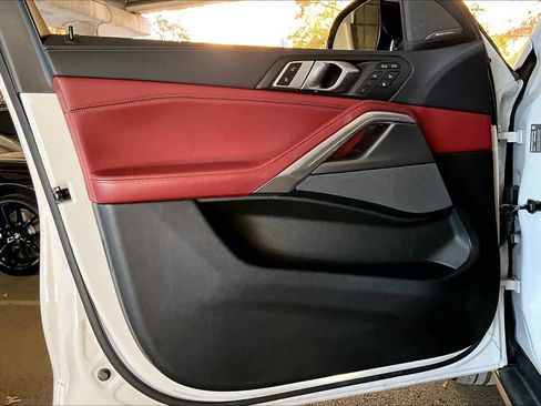 Used 2020 BMW X6 sDrive40i w/ Premium Package image 21