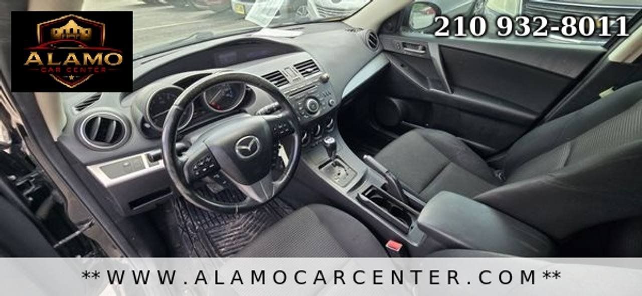 Used 2012 MAZDA MAZDA3 i Touring FWD image 32