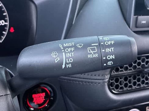 Used 2023 Honda HR-V LX image 26