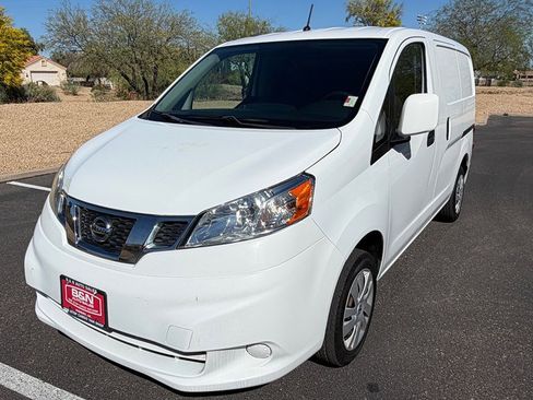 Used 2019 Nissan NV200 SV image 1